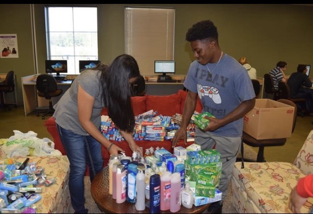 EHS Students Aid Hurricane Victims